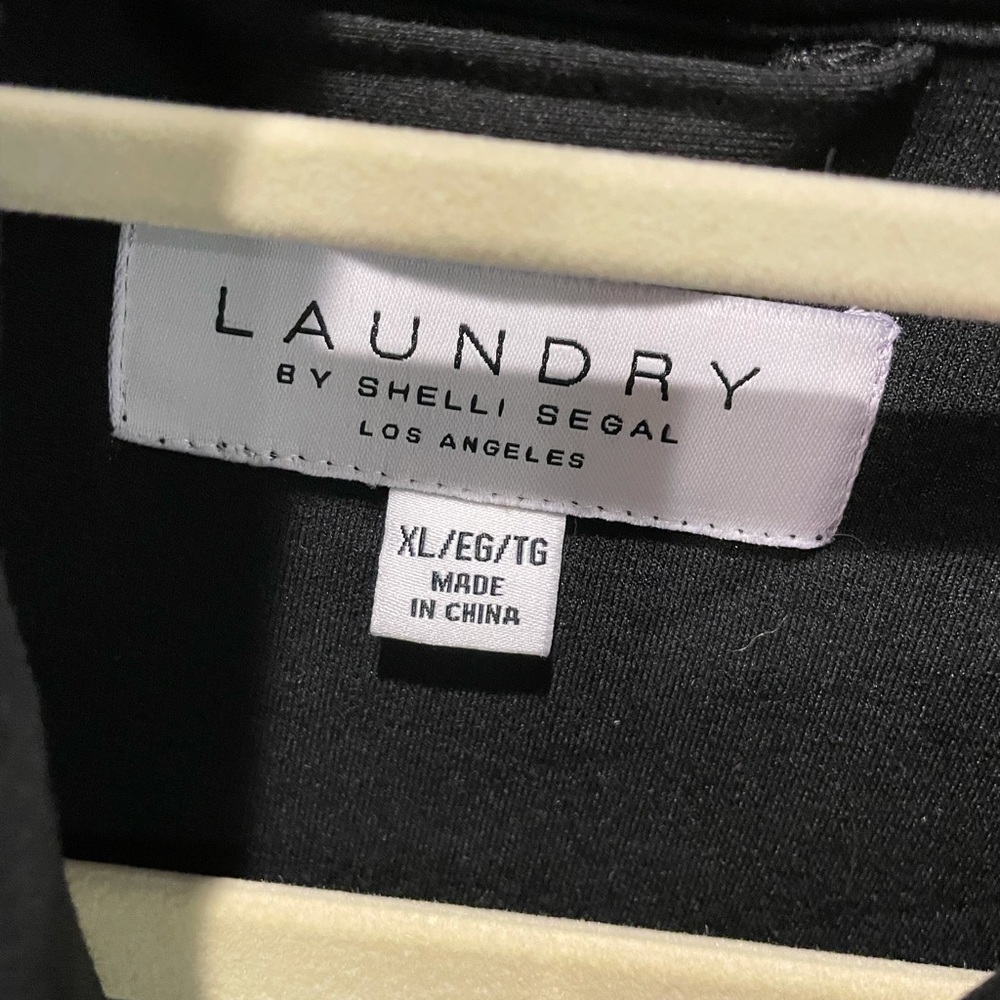 Laundry Coat - image 2